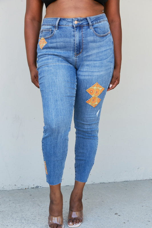 Judy Blue Kimberly Full Size 70's Patch Skinny Jeans